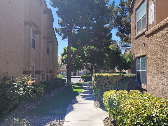 3rd image of 1150 N Buffalo Dr APT 2022