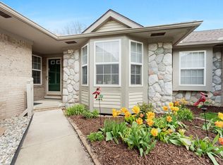 22891 Woodcreek Dr #51, Taylor, MI 48180