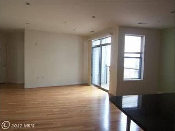 3rd image of 1800 Wilson Blvd #221