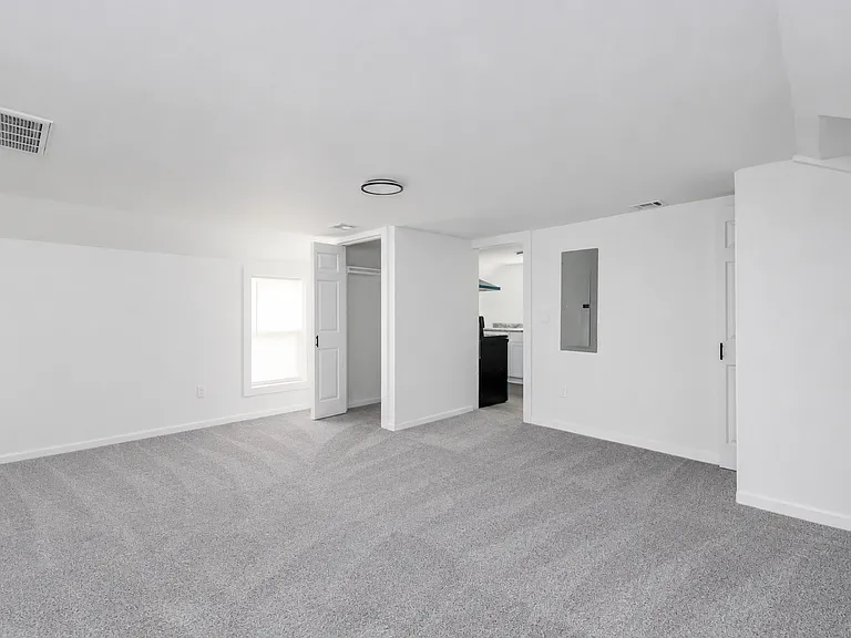 807 S College Ave #807B — Photo 4