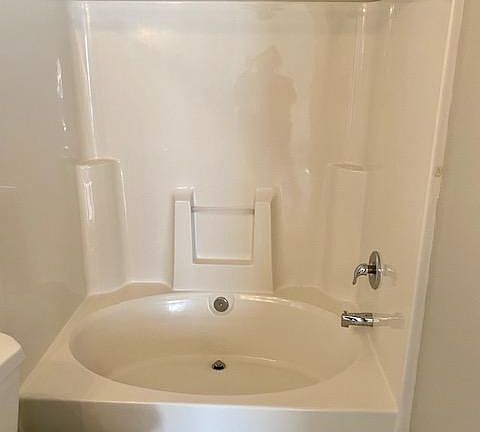 3rd image of 1720 Termini Dr