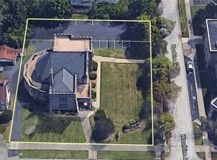 1205 Elm St, Youngstown, OH