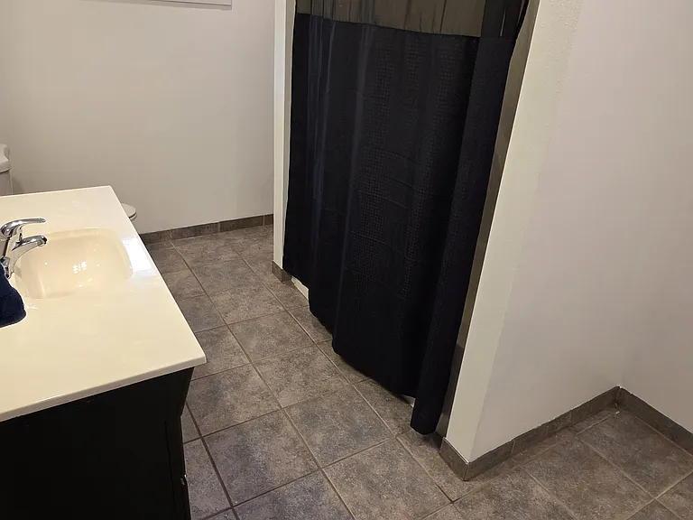 728 Winona St — Photo 12
