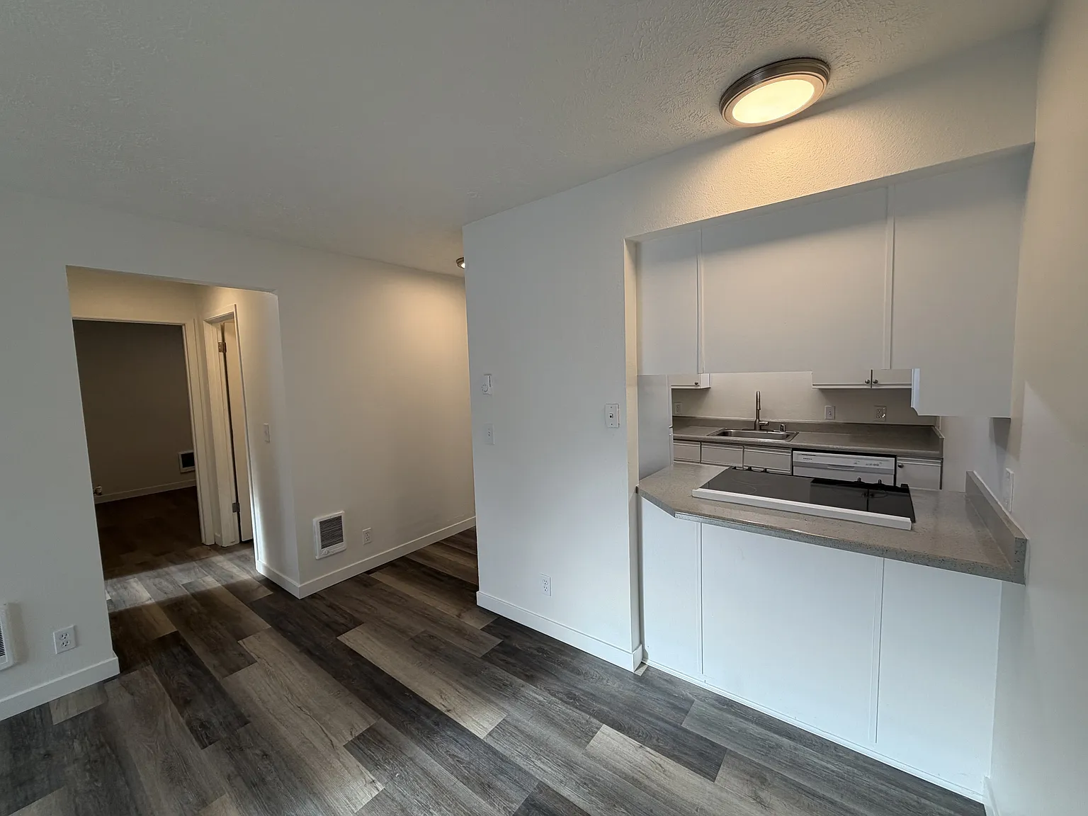 West 11th Apartments - 5 — Photo 2