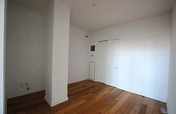 4th image of 2728 Thomson Ave Unit 629