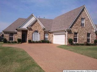 8445 Windsor Ln, Southaven, MS 38672