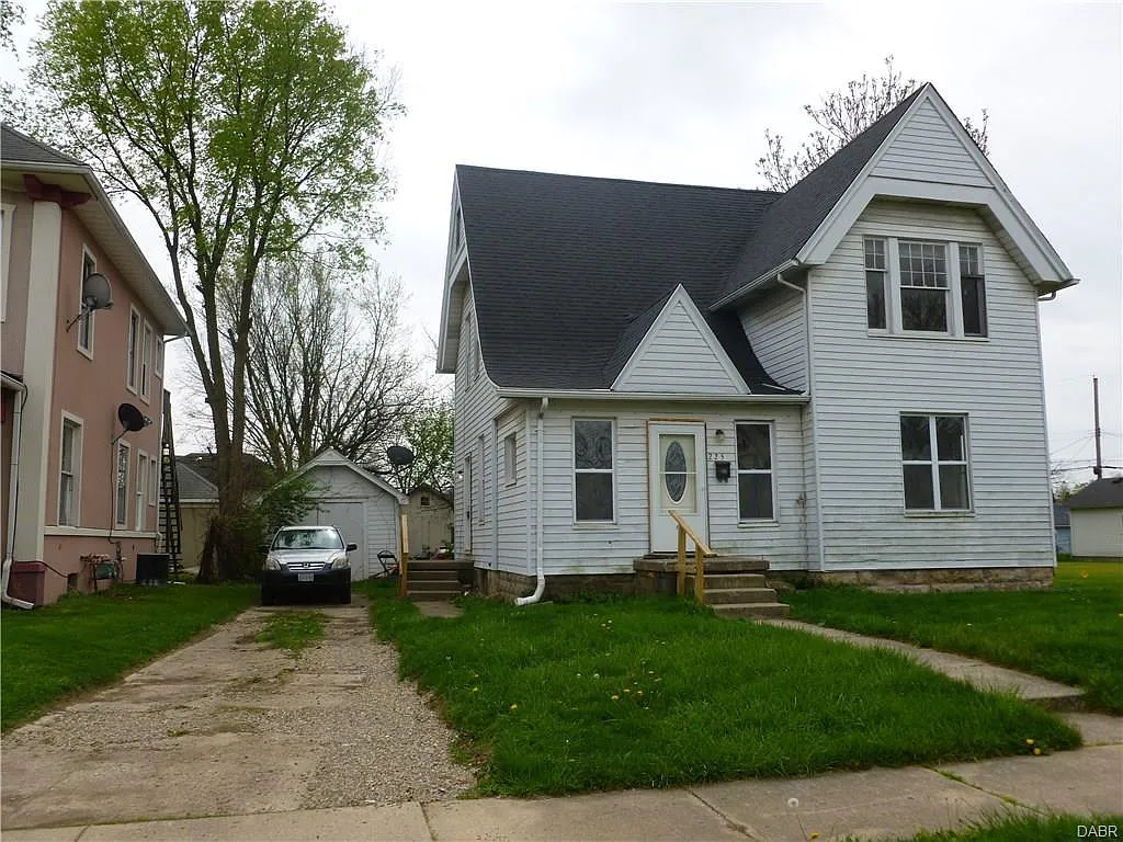 225 W Euclid Ave photo 1