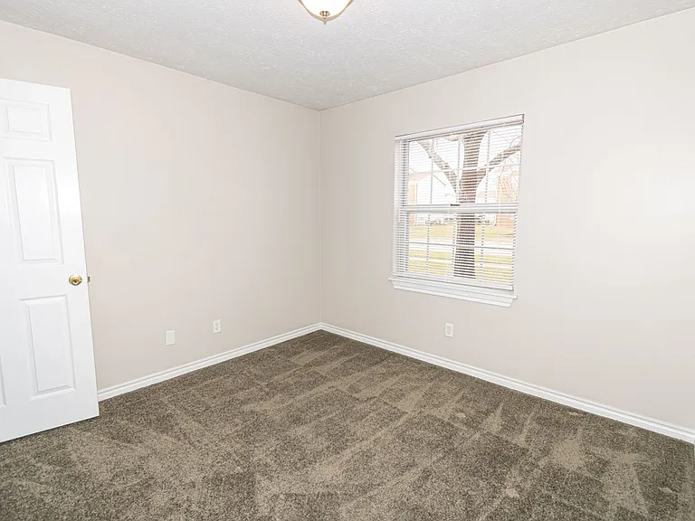 Parkview Apartments — Photo 12