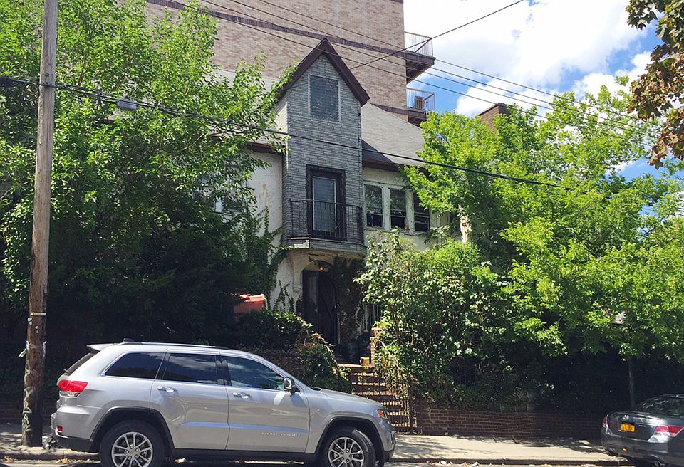 1st image of 1424 Avenue P