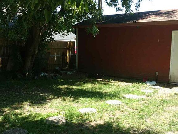 5th image of 2818 Bryant Ave N