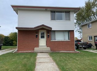 1714 Cleveland Ave, Racine, WI 53405