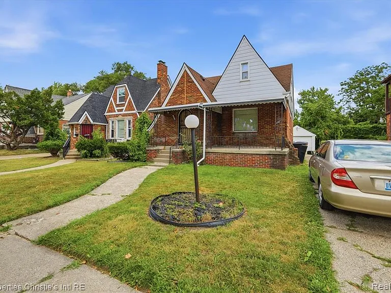 10024 Mark Twain St — Photo 27