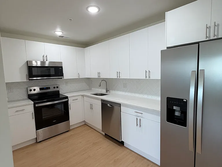 4212 Lancaster Ave #301 — Photo 23