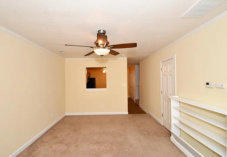 104 Streamwood Dr — Photo 5