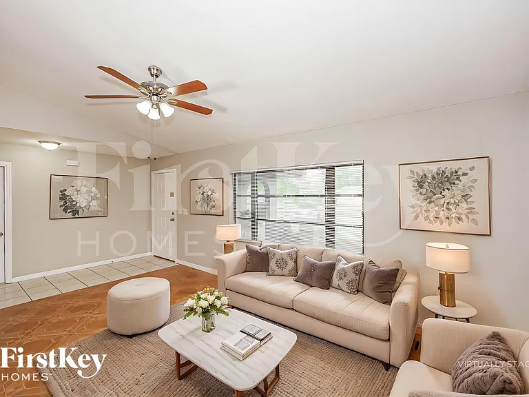 522 Beal St NW — Photo 5