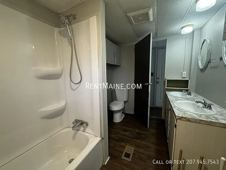 670 Benton Ave #16 — Photo 10