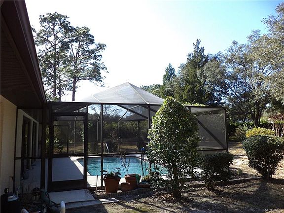 5th image of 2129 W Begonia Dr