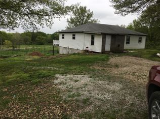 13995 Horizon Trl, Sweet Springs, MO 65340