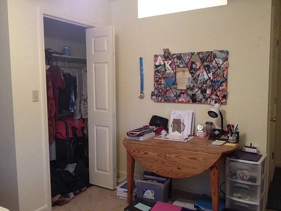 Studio Bedroom Closet