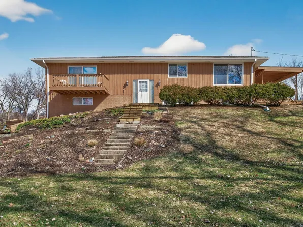 2420 Lancaster Ln N, Plymouth, MN 55441