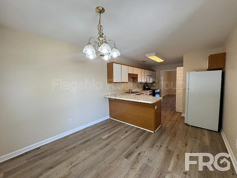 5180 Deveron St #B — Photo 7