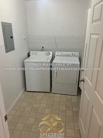 1563 Westbury Way #I — Photo 16