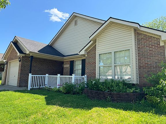 2nd image of 1544 Lindy Ln