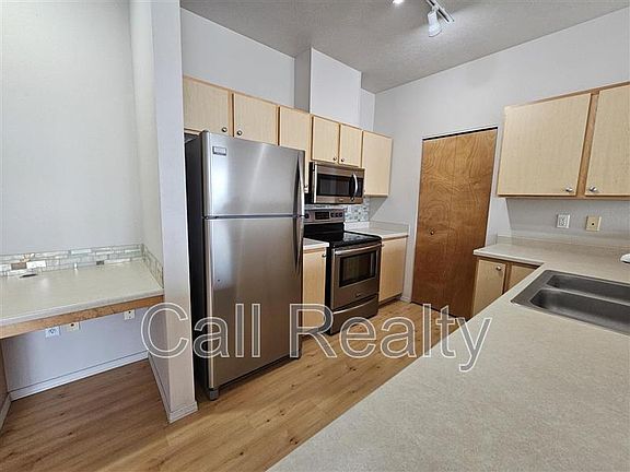 5th image of 22855 E Country Vista Dr Unit 470