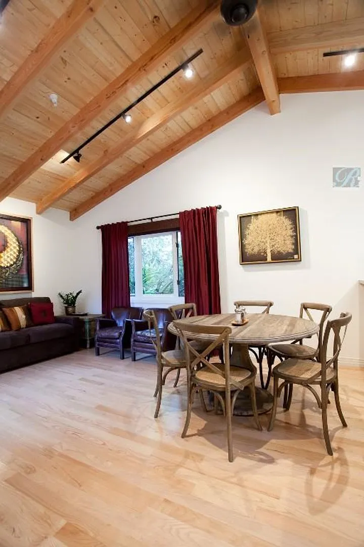 Zen Cottage House in Santa Monica — Photo 1