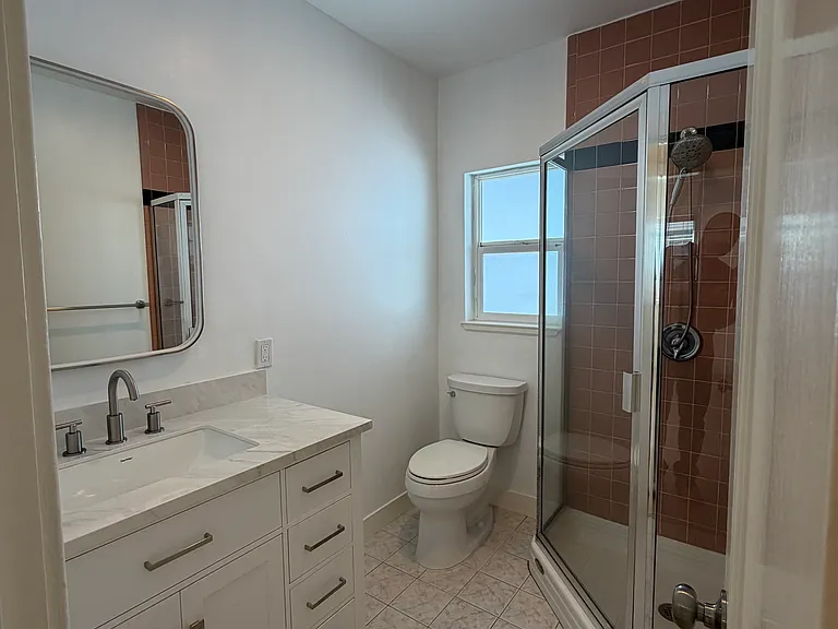 1119 Hopkins Ave — Photo 11
