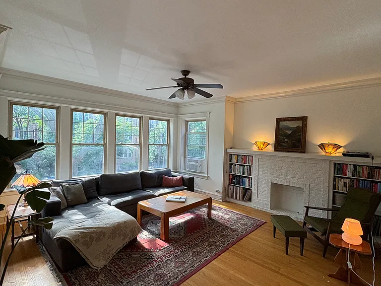 6641 N Ashland Ave #1 — Photo 3