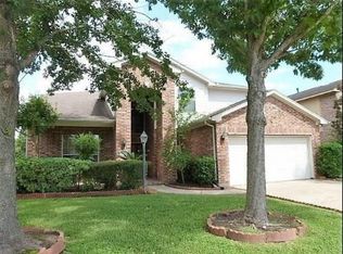 10007 Forest Spring Ln, Pearland, TX 77584