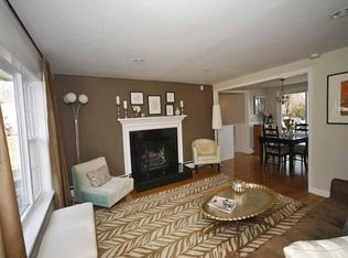 8 Flintlock Rd, Norwalk, CT 06850