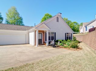 45 Camry Cir, Dallas, GA 30157