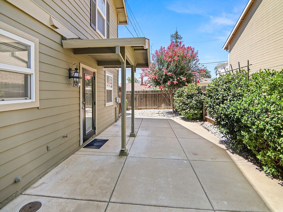 1st image of 608 Mormon St #1/2