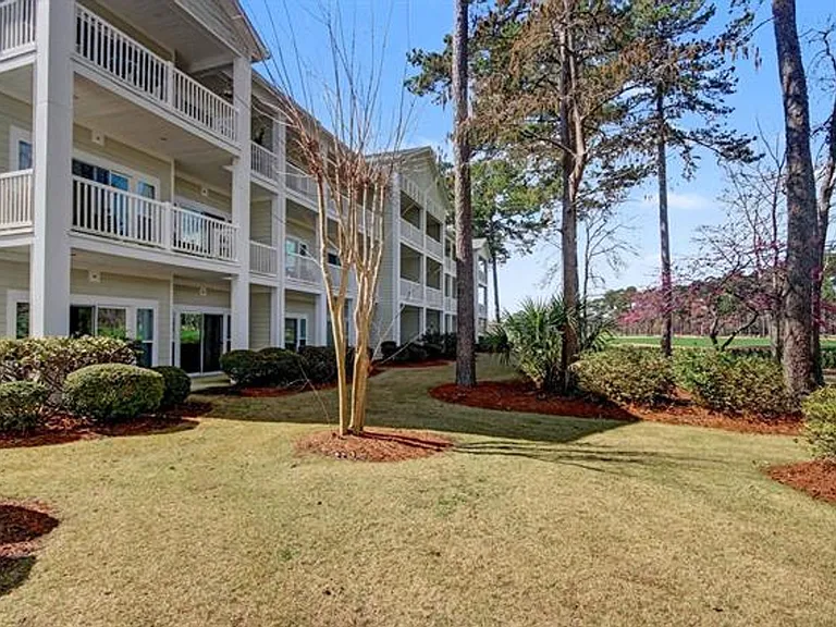 104 Cypress Point Ct #106A — Photo 23
