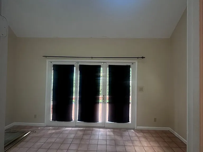 1002 Juniper Springs Dr — Photo 35