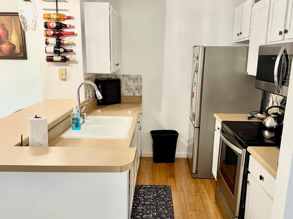 31500 33rd Pl SW APT E201, Federal Way, WA 98023
