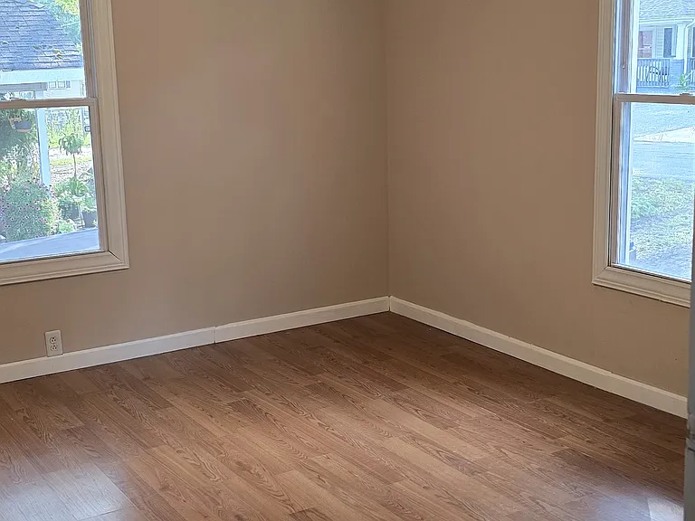829 Richard Ave — Photo 22