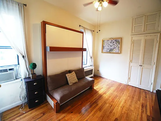 Sold by Sotheby's International Realty | media 8