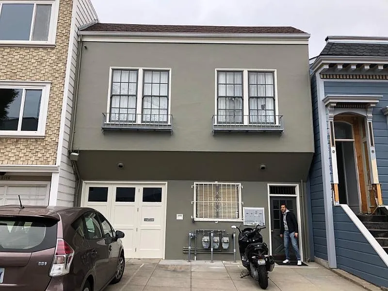 Building Photo