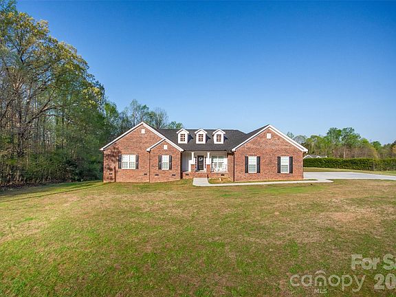 2nd image of 540 New Salem Rd #10-11