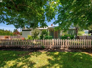 106 N H St, Cottage Grove, OR 97424