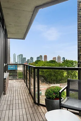 Sold by Corcoran | media 8