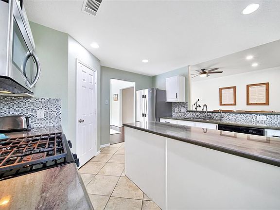 5th image of 21403 Hadrian Dr