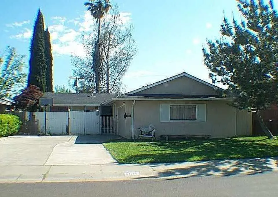 5614 50th Ave