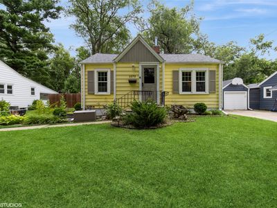 1073 66th St, Windsor Heights, IA, 50324