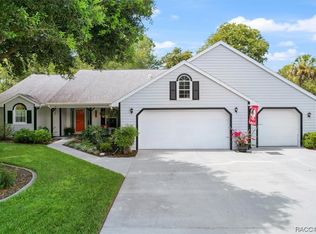 24 Linder Cir, Homosassa, FL 34446