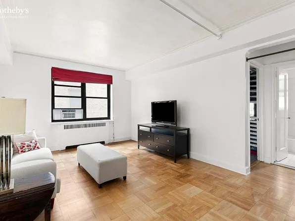 349 E 49th St APT 5K, New York, NY 10017