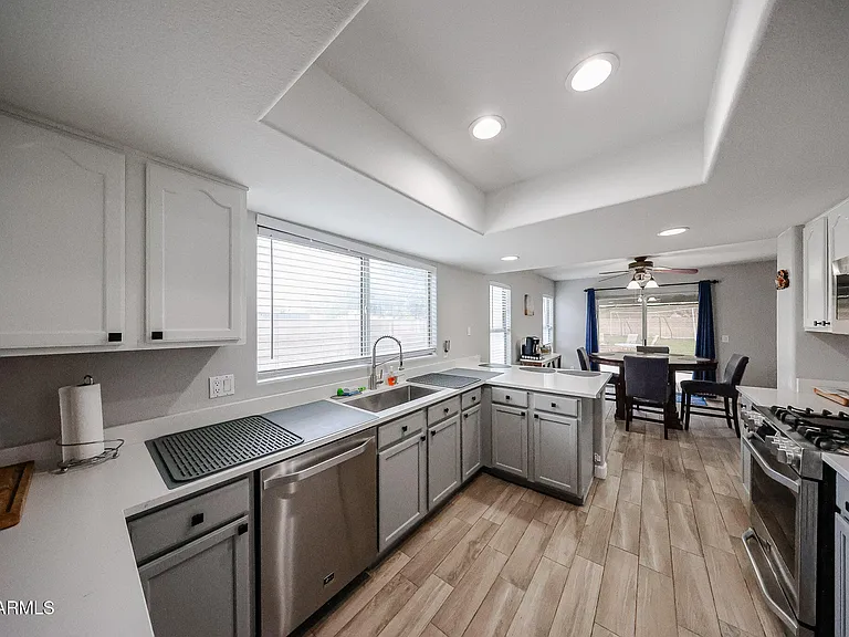 3902 E Rosemonte Dr — Photo 18